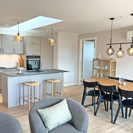 Holiday home Xlix *